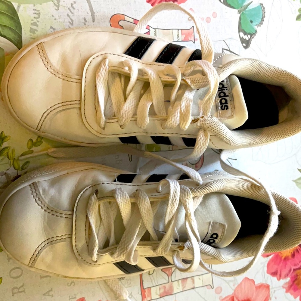 Adidas classic for little kids